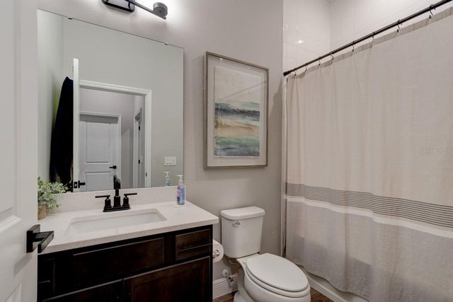 828 MIDDLETON STREET, Debary, FL 32713