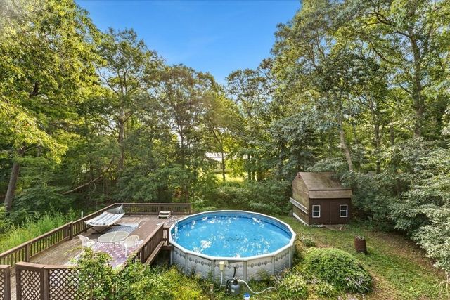 13 Skylark Ave, Plymouth, MA 02360