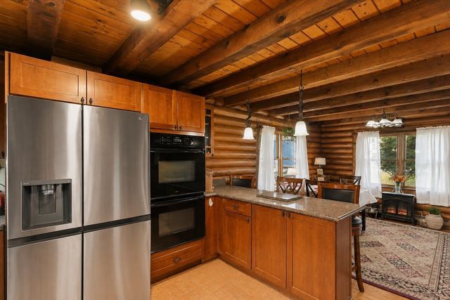 13 Skylark Ave, Plymouth, MA 02360
