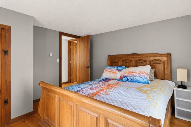 13 Skylark Ave, Plymouth, MA 02360