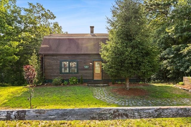 13 Skylark Ave, Plymouth, MA 02360