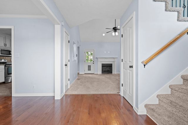 2916 Brewster Dr, Clarksville, TN 37042