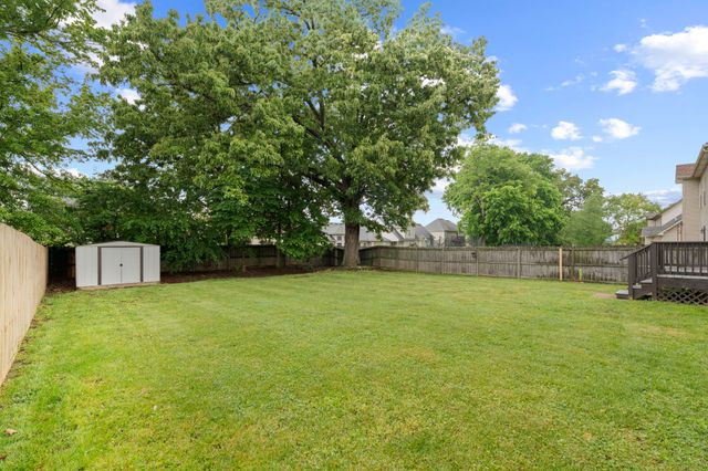 2916 Brewster Dr, Clarksville, TN 37042