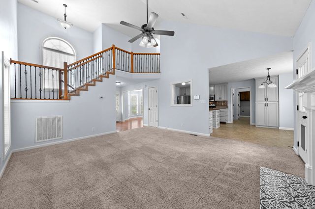 2916 Brewster Dr, Clarksville, TN 37042