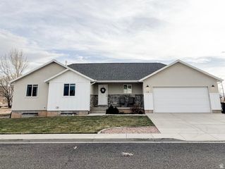 218 E 200 S, Aurora, UT 84620