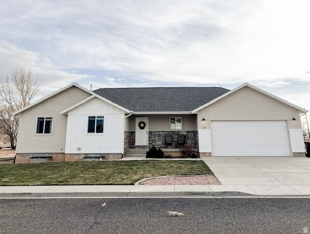 218 E 200 S, Aurora, UT 84620