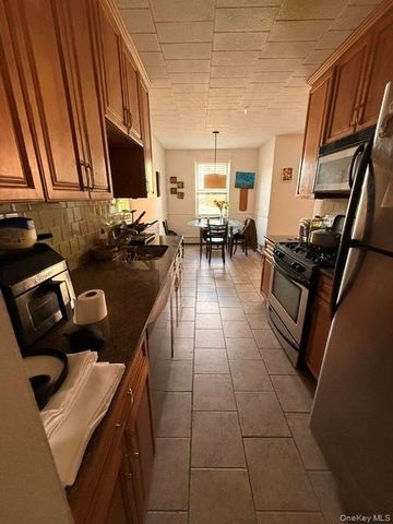 510 Midland Avenue 2C, Yonkers, NY 10704