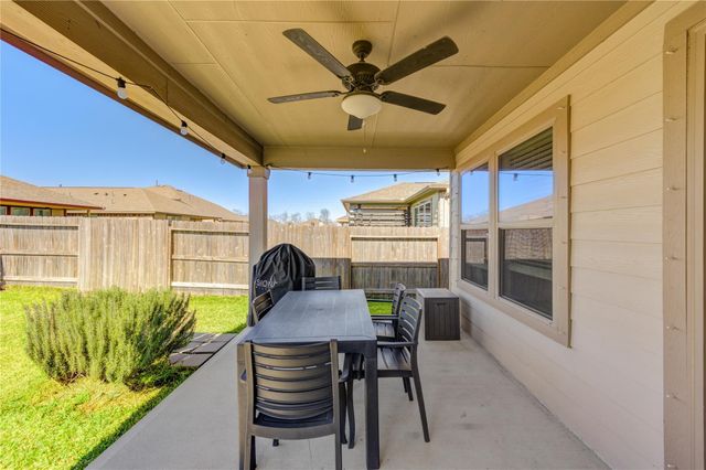 10314 Russell Pines Drive, Rosharon, TX 77583