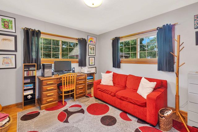 4537 N 101st STREET, Wauwatosa, WI 53225