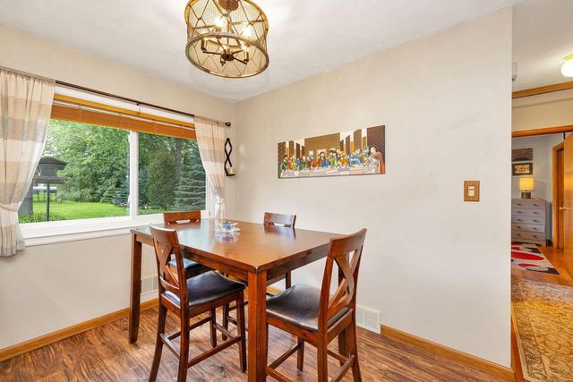 4537 N 101st STREET, Wauwatosa, WI 53225