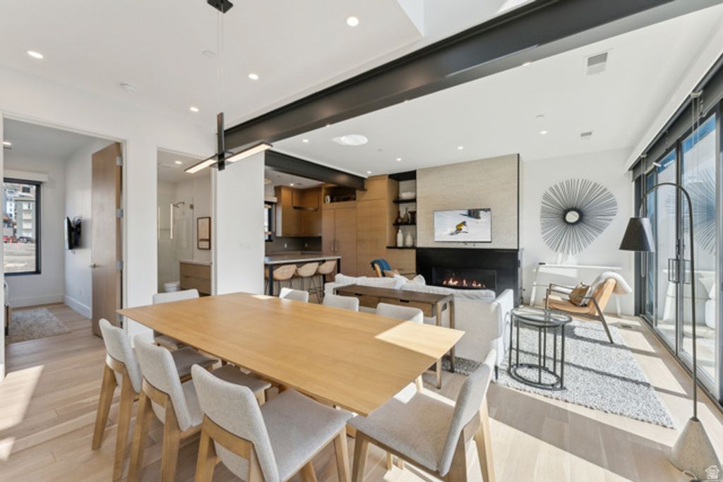 Image 2 of property listing at 3595 RIDGELINE DRIVE DR, Park City, UT 84098