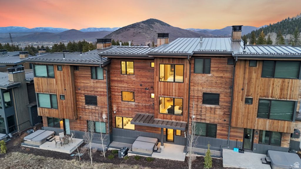 Image 11 of property listing at 3595 RIDGELINE DRIVE DR, Park City, UT 84098