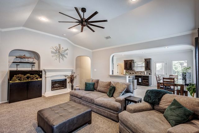 10804 Abbeyglen Court, Fort Worth, TX 76052