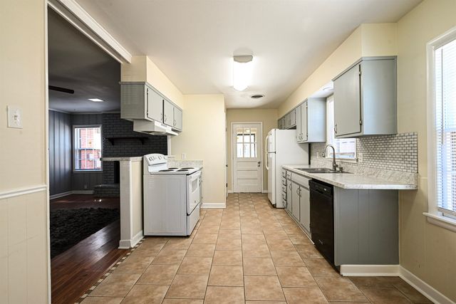 5585 MILFORD RD, Memphis, TN 38120