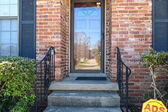 5585 MILFORD RD, Memphis, TN 38120