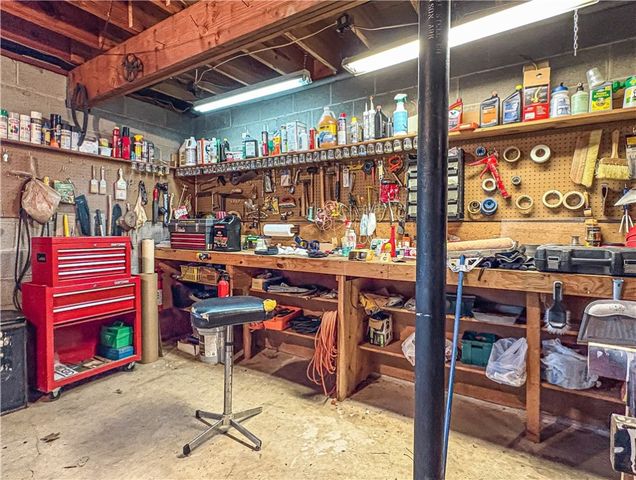 103 Oak Drive, Harrison, AR 72601