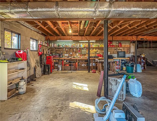 103 Oak Drive, Harrison, AR 72601