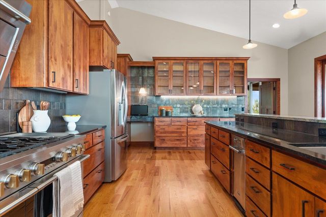 5006 N Indian Bluff Ln, Spokane, WA 99224