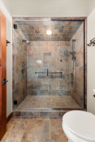 5006 N Indian Bluff Ln, Spokane, WA 99224