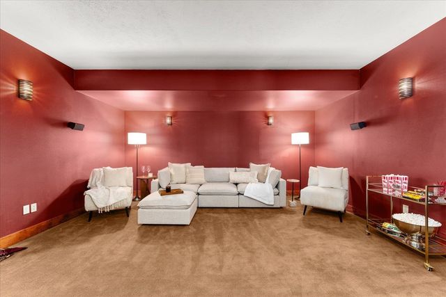 5006 N Indian Bluff Ln, Spokane, WA 99224