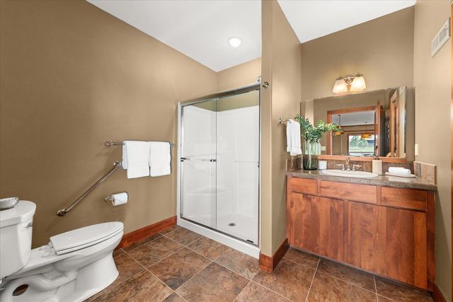 5006 N Indian Bluff Ln, Spokane, WA 99224