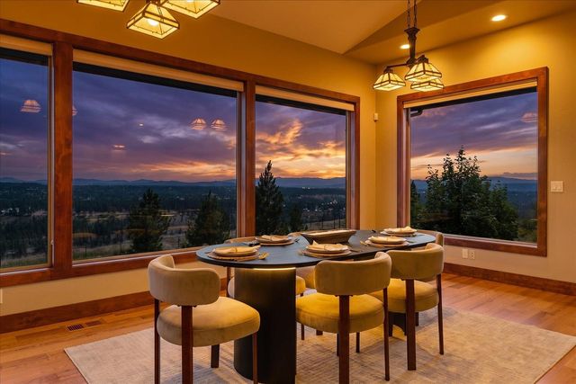 5006 N Indian Bluff Ln, Spokane, WA 99224