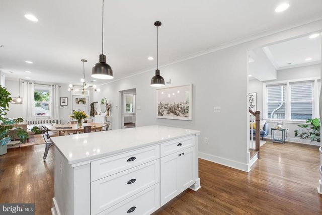 2211 R ST SE, Washington, DC 20020