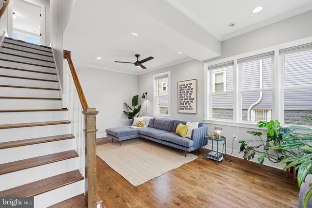2211 R ST SE, Washington, DC 20020