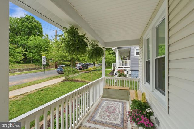 2211 R ST SE, Washington, DC 20020