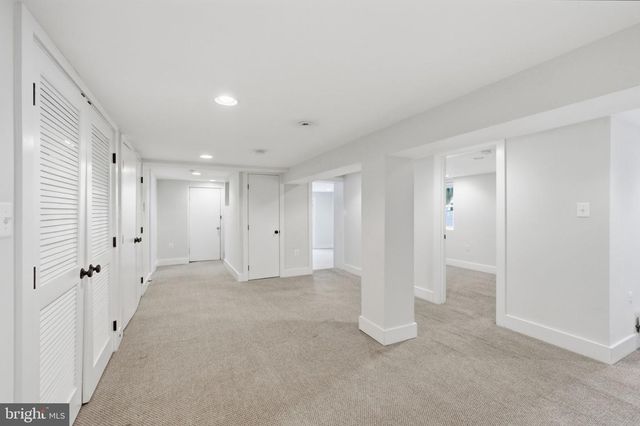 2211 R ST SE, Washington, DC 20020