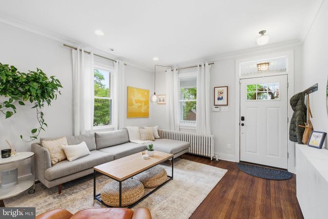 2211 R ST SE, Washington, DC 20020