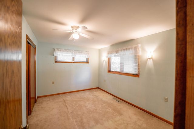 15361 S Bluff Road, South Beloit, IL 61080