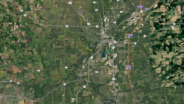 15361 S Bluff Road, South Beloit, IL 61080