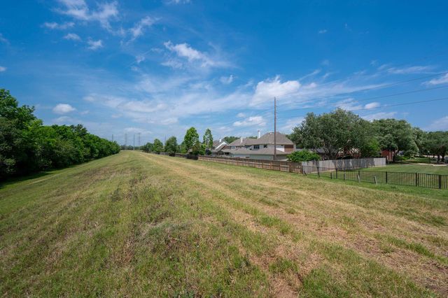 4454 Balboa Drive, Sugar Land, TX 77479