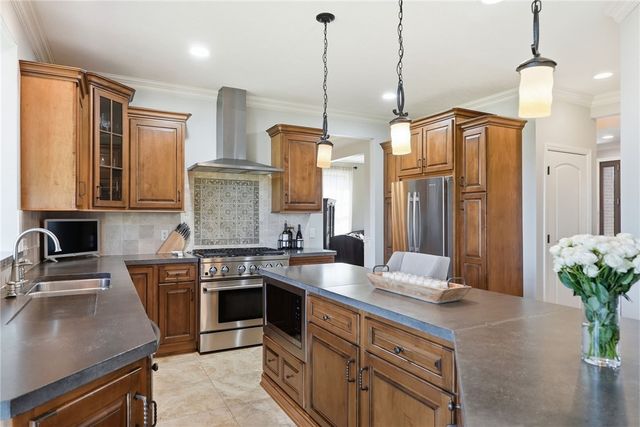 104 Dalliance Ct, Cranberry Twp, PA 16066