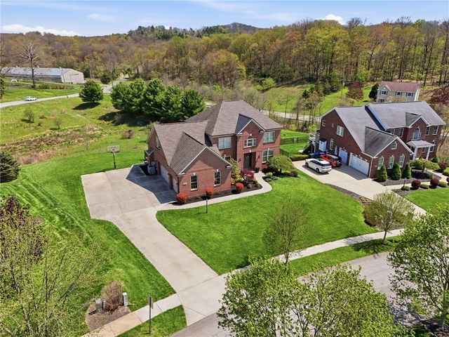 104 Dalliance Ct, Cranberry Twp, PA 16066