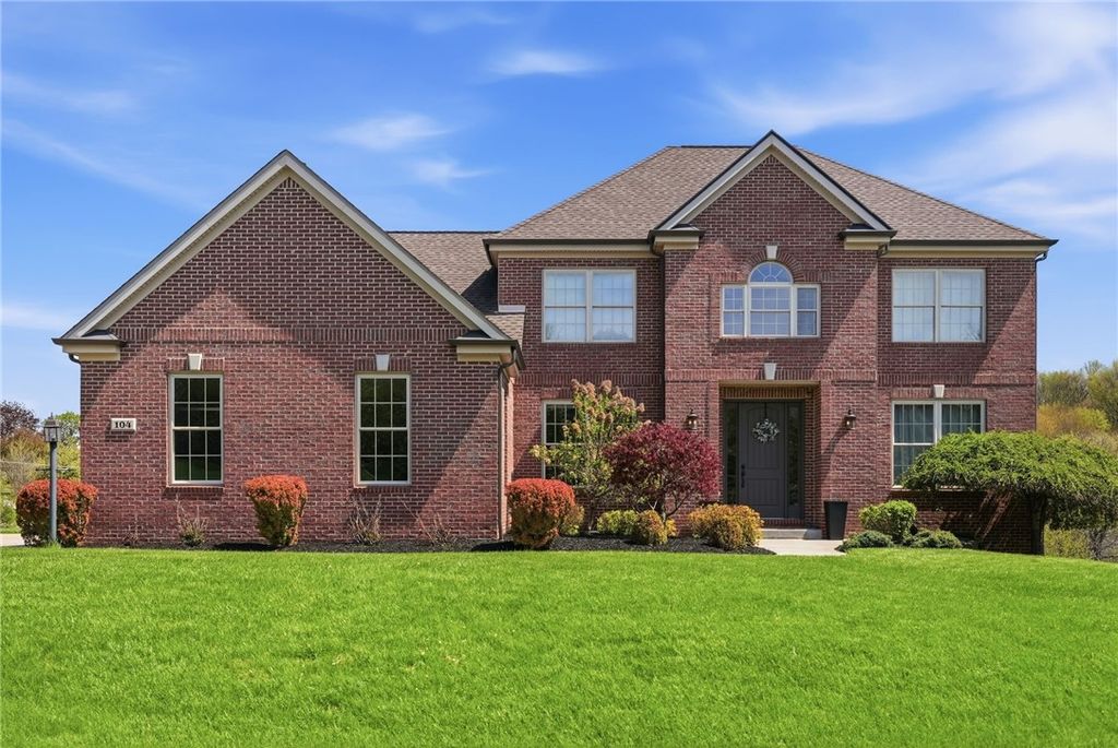 104 Dalliance Ct, Cranberry Twp, PA 16066
