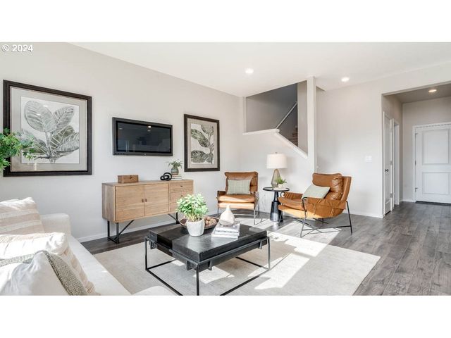 4938 Dilling Ave Ne, Salem, OR 97301