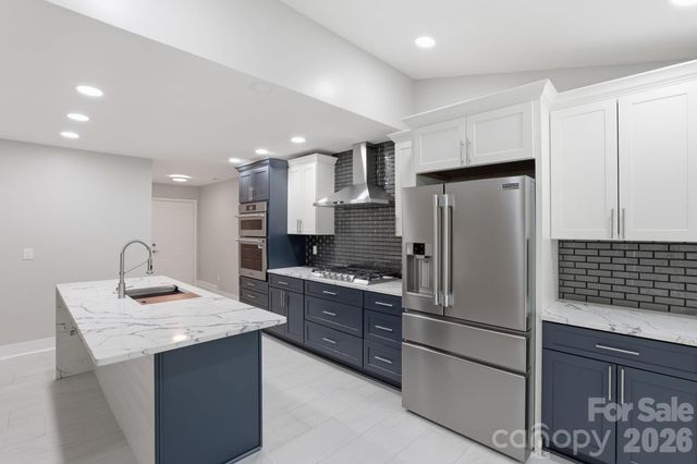 15 Kaylor Drive, Arden, NC 28704