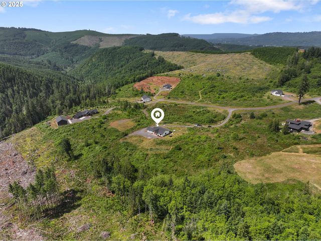 279 STEWART Dr, Kelso, WA 98626