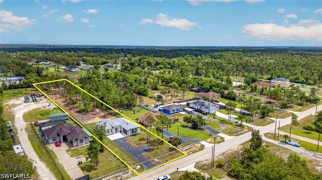3225 43rd AVE NE, Naples, FL 34120
