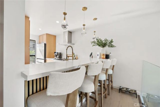 8103 N Marina Pacifica Drive North, Long Beach, CA 90803