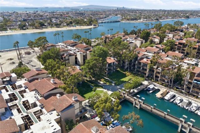 8103 N Marina Pacifica Drive North, Long Beach, CA 90803