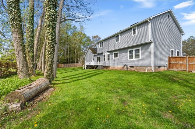 6567 Garlock Lane, Lysander, NY 13027