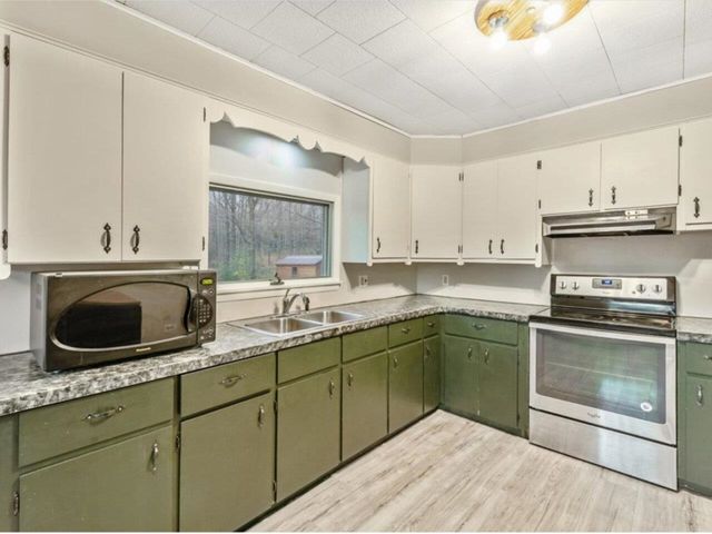 21 Woods Hill Road, Swanton, VT 05488