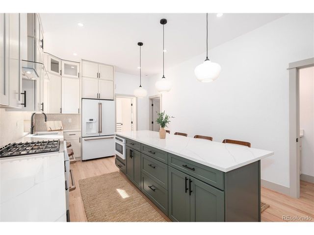 1643 Adams St, Denver, CO 80206