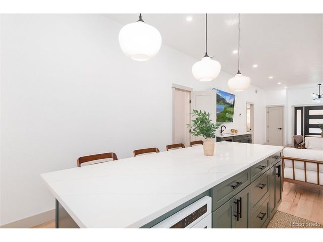 1643 Adams St, Denver, CO 80206