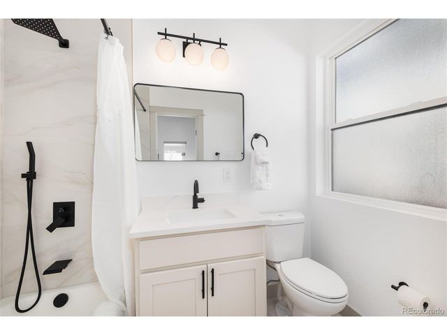 1643 Adams St, Denver, CO 80206