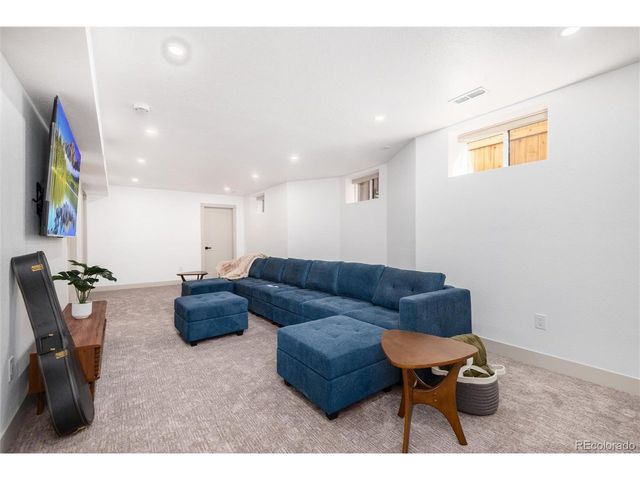 1643 Adams St, Denver, CO 80206