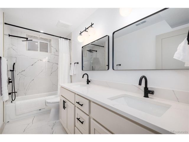 1643 Adams St, Denver, CO 80206